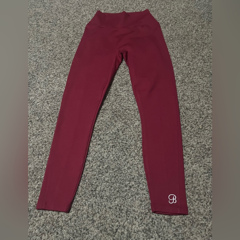 NWOT Bombshell Shape Leggings